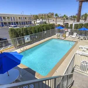 6 Vegas, Nv - I-15 Stadium Hotel